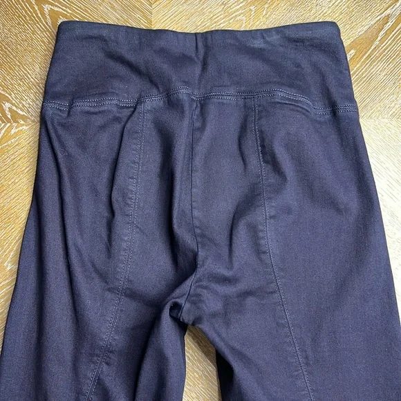 WHITE HOUSE BLACK MARKET Denim WHBM Runway Leggings 6 - Picture 10 of 10